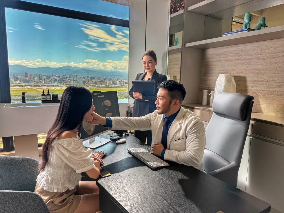 越診所黃幼鳴醫師